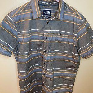 The North Face Men's Button Front Shirt Gray Striped